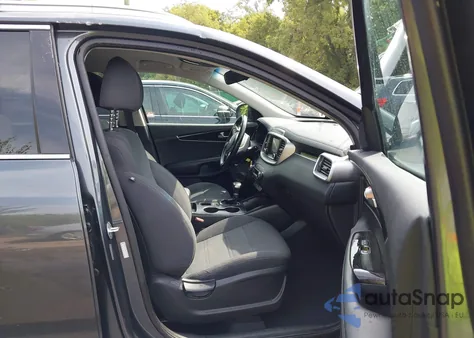 2020 Kia Sorento 2.4L Lx from USA, damaged, VIN 5XYPGDA38LG624007